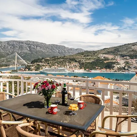 Burum B&b-apartment With Beautiful View Bed & Breakfast Dubrovnik