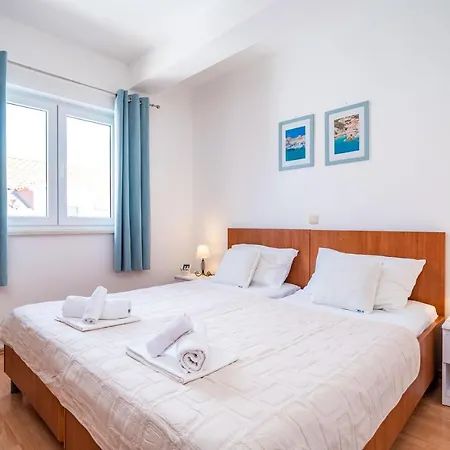 Burum B&b-apartment With Beautiful View Bed & Breakfast