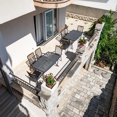 Burum B&b-apartment With Beautiful View * Dubrovnik